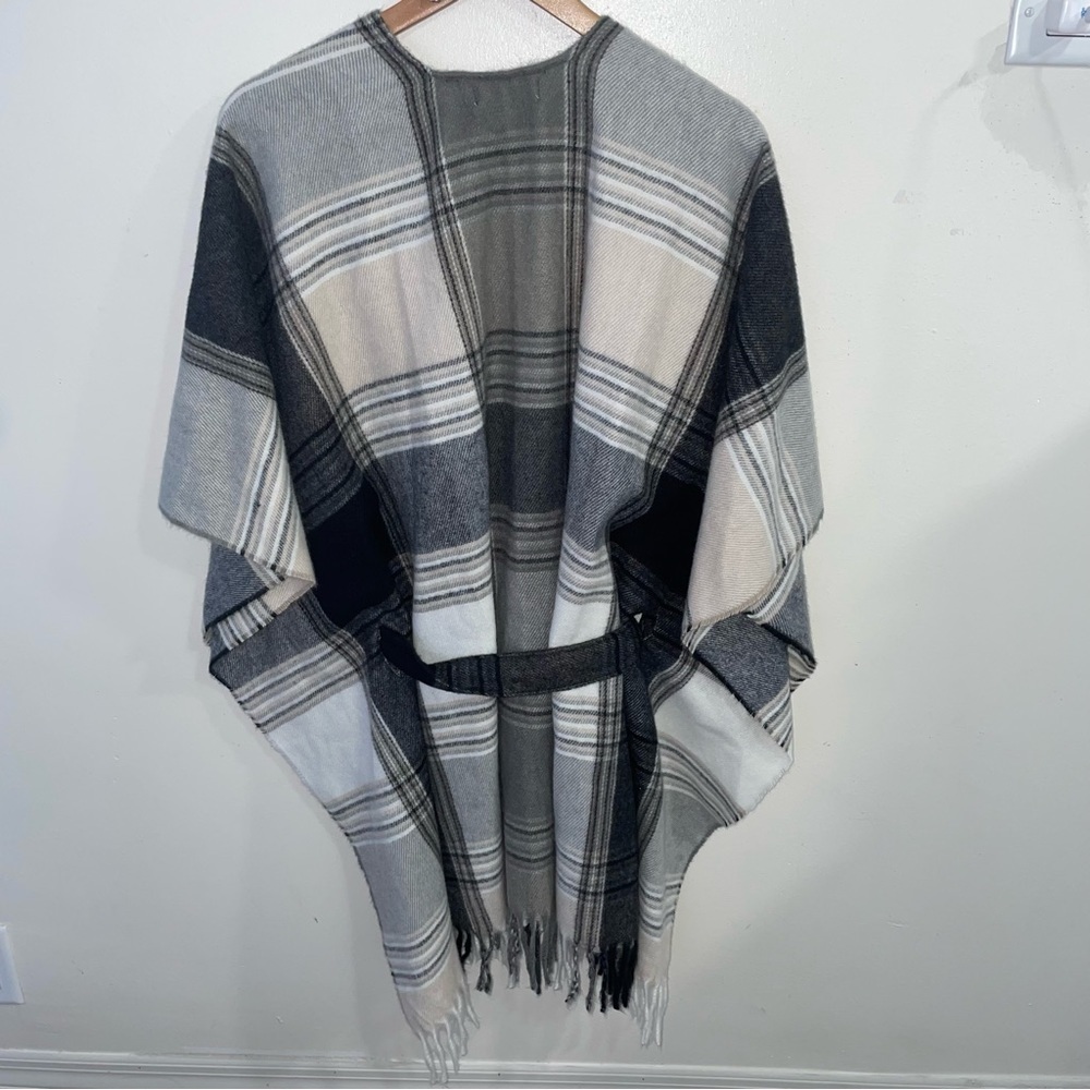 NWT Nine West Striped Fringed Belted Fall Winter Shrug Poncho One Size - Picture 2 of 6